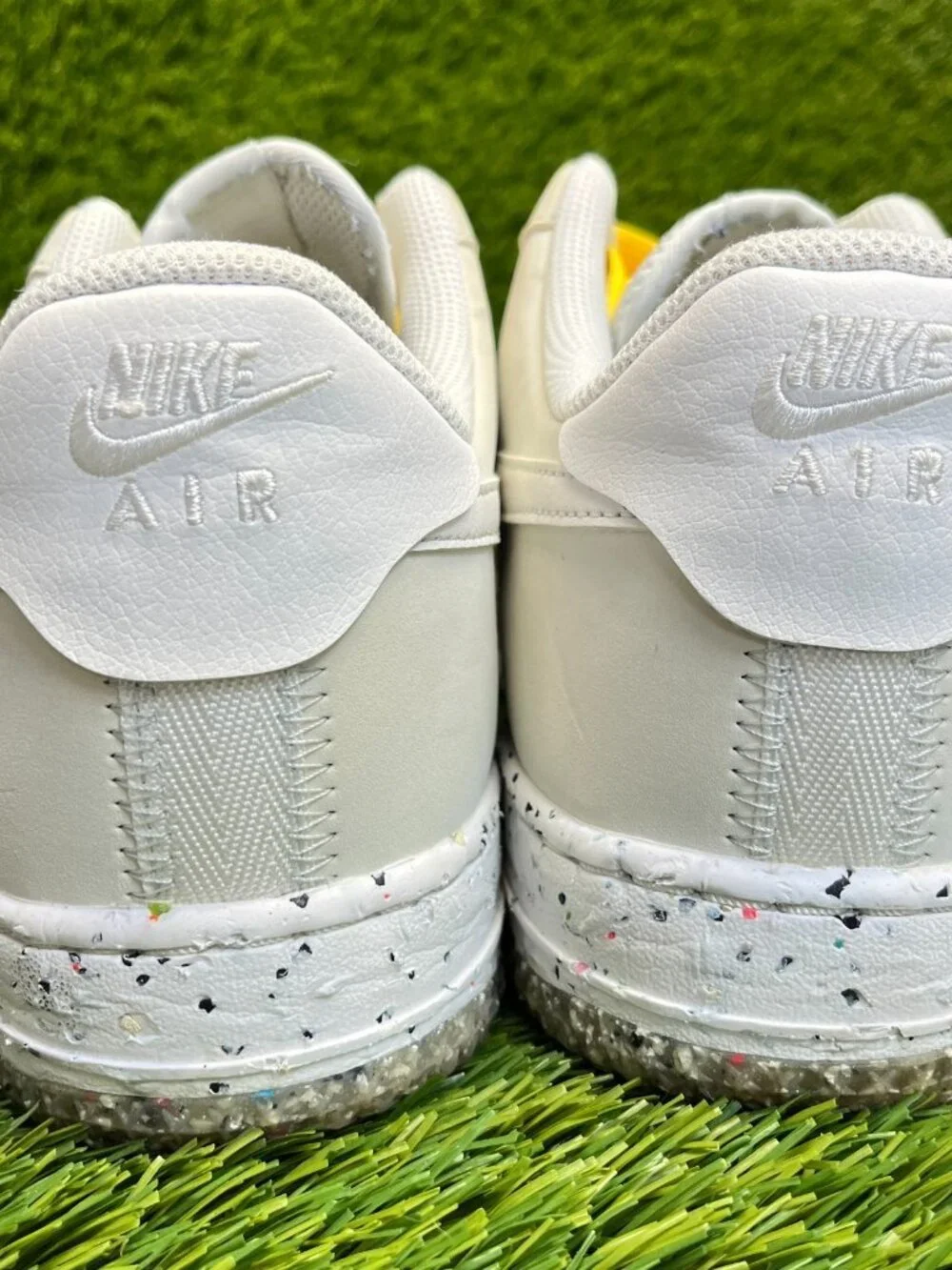 Nike Women's Low-Top Sneakers White and Yellow